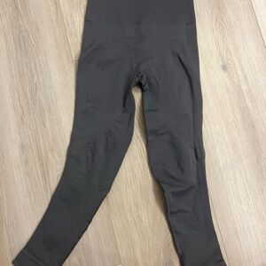 lululemon athletica Gray Leggings Size 2